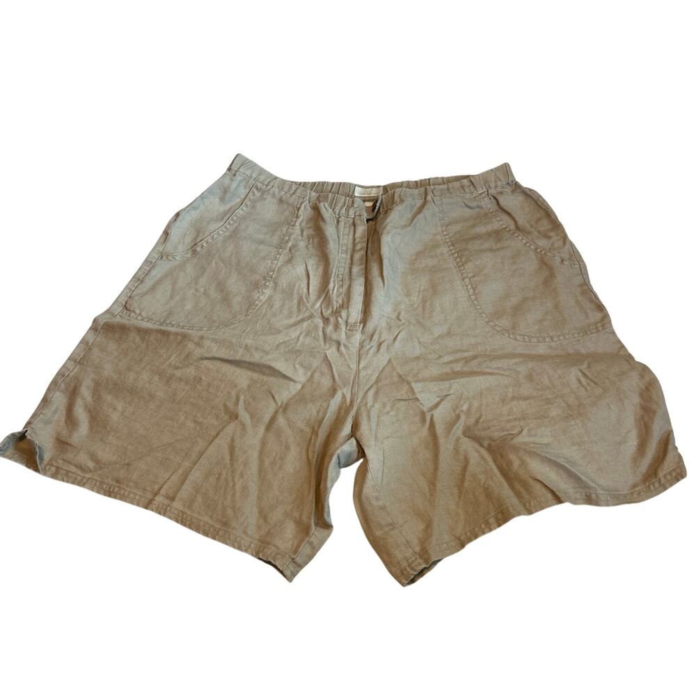 Portraits shorts size XLarge